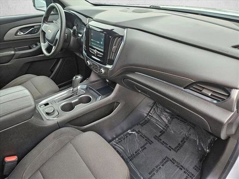 Used 2018 Chevrolet Traverse LS image 22