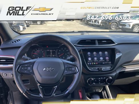 Used 2023 Chevrolet TrailBlazer RS w/ Convenience Package FWD image 17