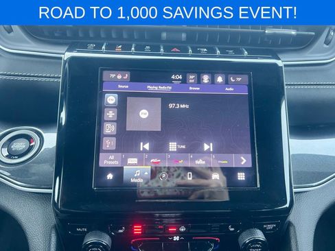 Used 2023 Jeep Grand Cherokee L Laredo image 29