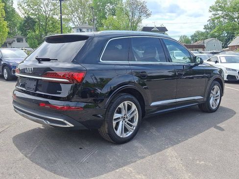 Used 2023 Audi Q7 3.0T Premium w/ Convenience Package AWD/4WD image 23