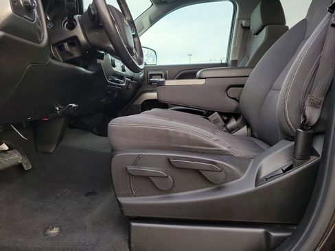 Used 2019 Chevrolet Silverado 1500 LT image 17