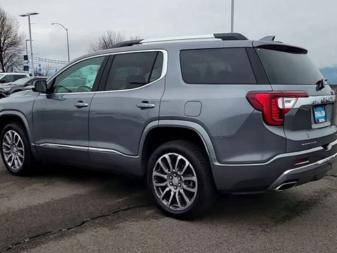 Used 2021 GMC Acadia Denali w/ Denali Technology Package image 6