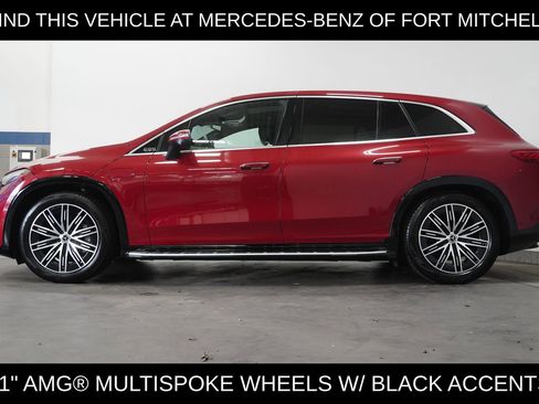 Used 2026 Mercedes-Benz EQS 550 4MATIC SUV image 4