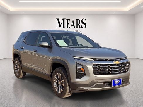 Used 2025 Chevrolet Equinox LT FWD image 7