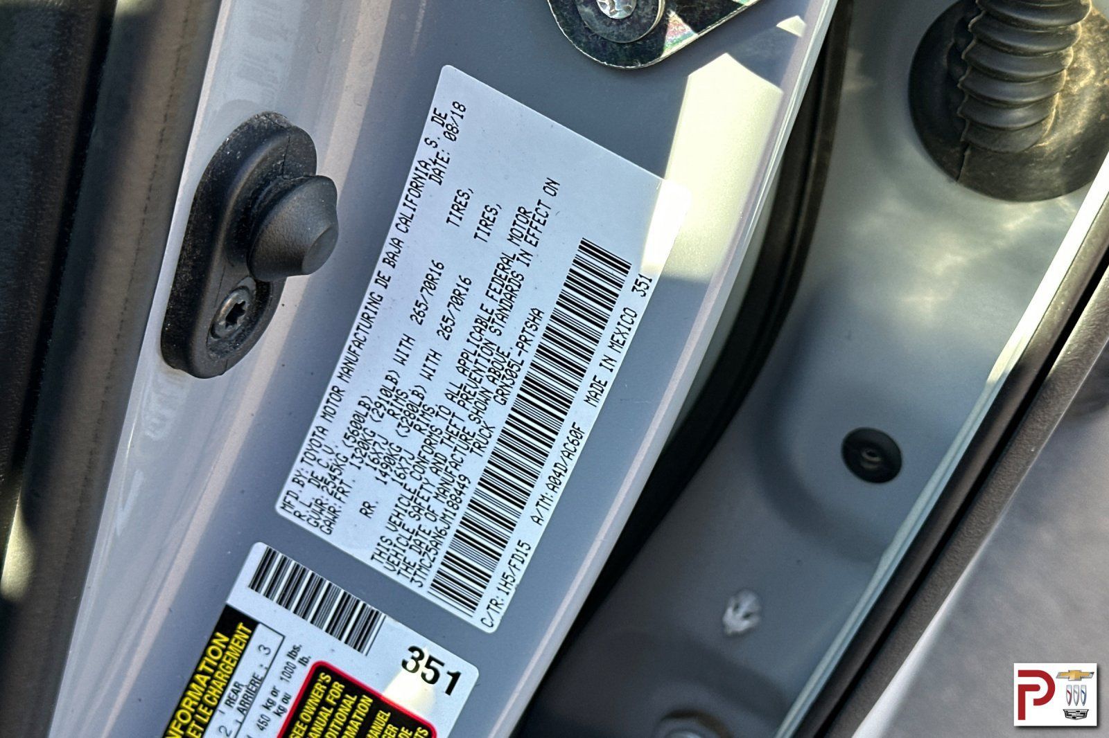 Used 2018 Toyota Tacoma TRD Off-Road w/ Technology Package AWD/4WD image 34