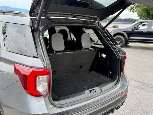 Used 2023 Ford Explorer ST w/ Equipment Group 401A AWD/4WD image 18