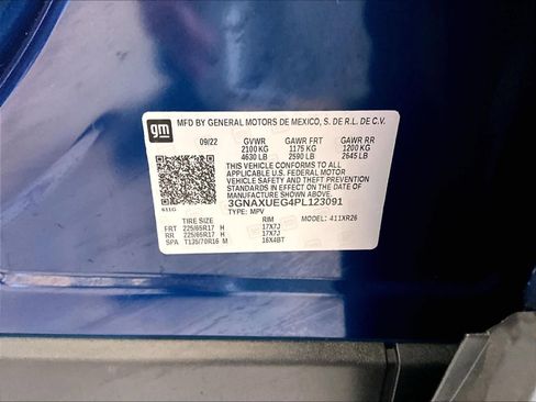 Used 2023 Chevrolet Equinox LT AWD/4WD image 37