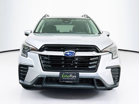 Used 2023 Subaru Ascent Premium w/ Convenience Package AWD/4WD image 2