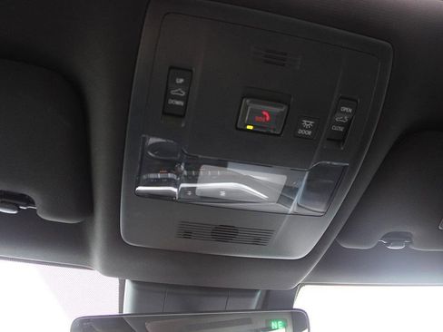 Used 2020 Lexus UX 250h w/ Premium Package image 22