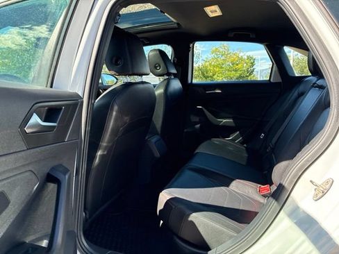 Used 2019 Volkswagen Jetta GLI Autobahn FWD image 13