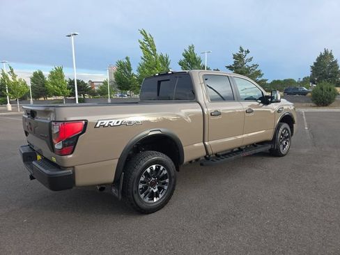 Used 2024 Nissan Titan PRO-4X AWD/4WD image 3