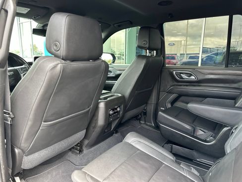 Used 2021 Chevrolet Tahoe Z71 w/ Z71 Off-Road Package AWD/4WD image 20