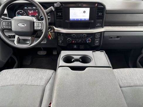 Used 2025 Ford F550 4x4 SuperCab Super Duty w/ XLT Value Package image 14