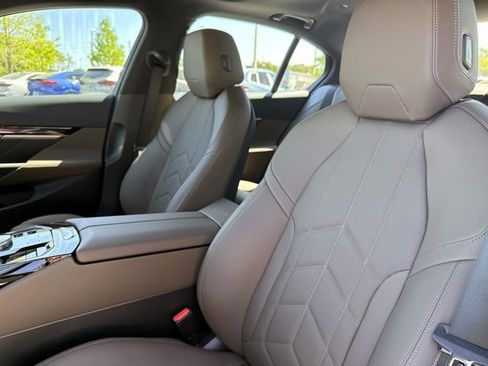 New 2027 BMW 530i RWD image 20