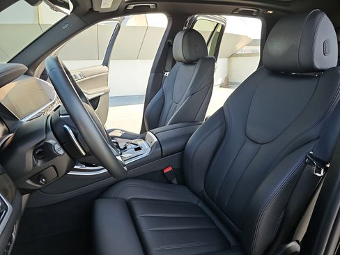 Certified 2022 BMW X5 sDrive40i w/ Premium Package image 15