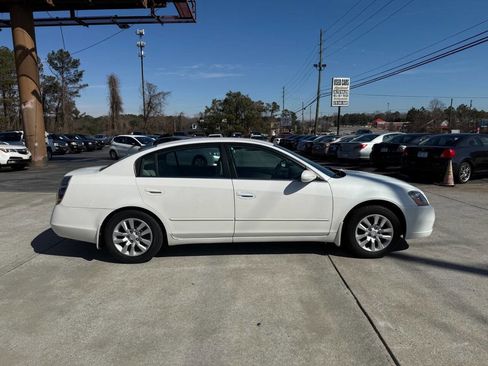 Used 2005 Nissan Altima 2.5 S w/ (S02) Side Airbags Pkg image 8