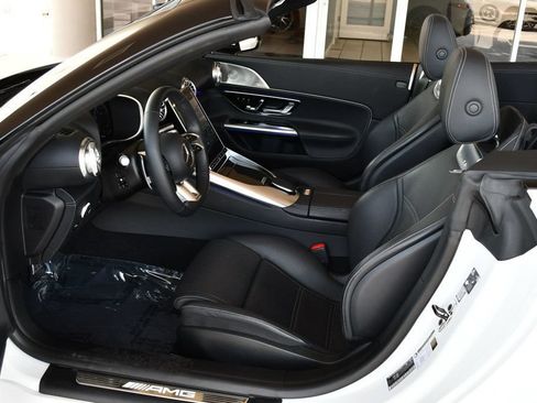 Used 2024 Mercedes-Benz SL 55 AMG 4MATIC image 15