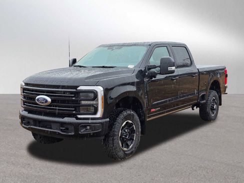 Used 2026 Ford F250 Platinum w/ Tremor Off-Road Package AWD/4WD image 7