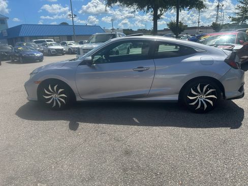 Used 2018 Honda Civic Si image 2