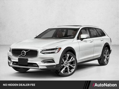 Used 2025 Volvo V90 B6 Cross Country Plus w/ Protection Package Premier