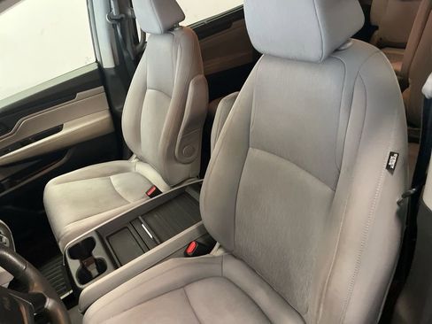 Used 2019 Honda Odyssey EX image 19