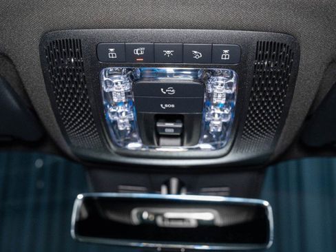 Certified 2025 Mercedes-Benz GLB 35 AMG 4MATIC image 21