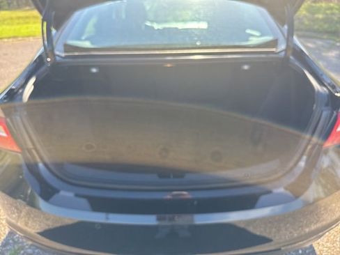 Used 2025 Chevrolet Malibu LT image 10