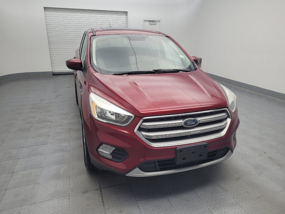 Used 2017 Ford Escape SE w/ SE Cold Weather Package FWD image 14