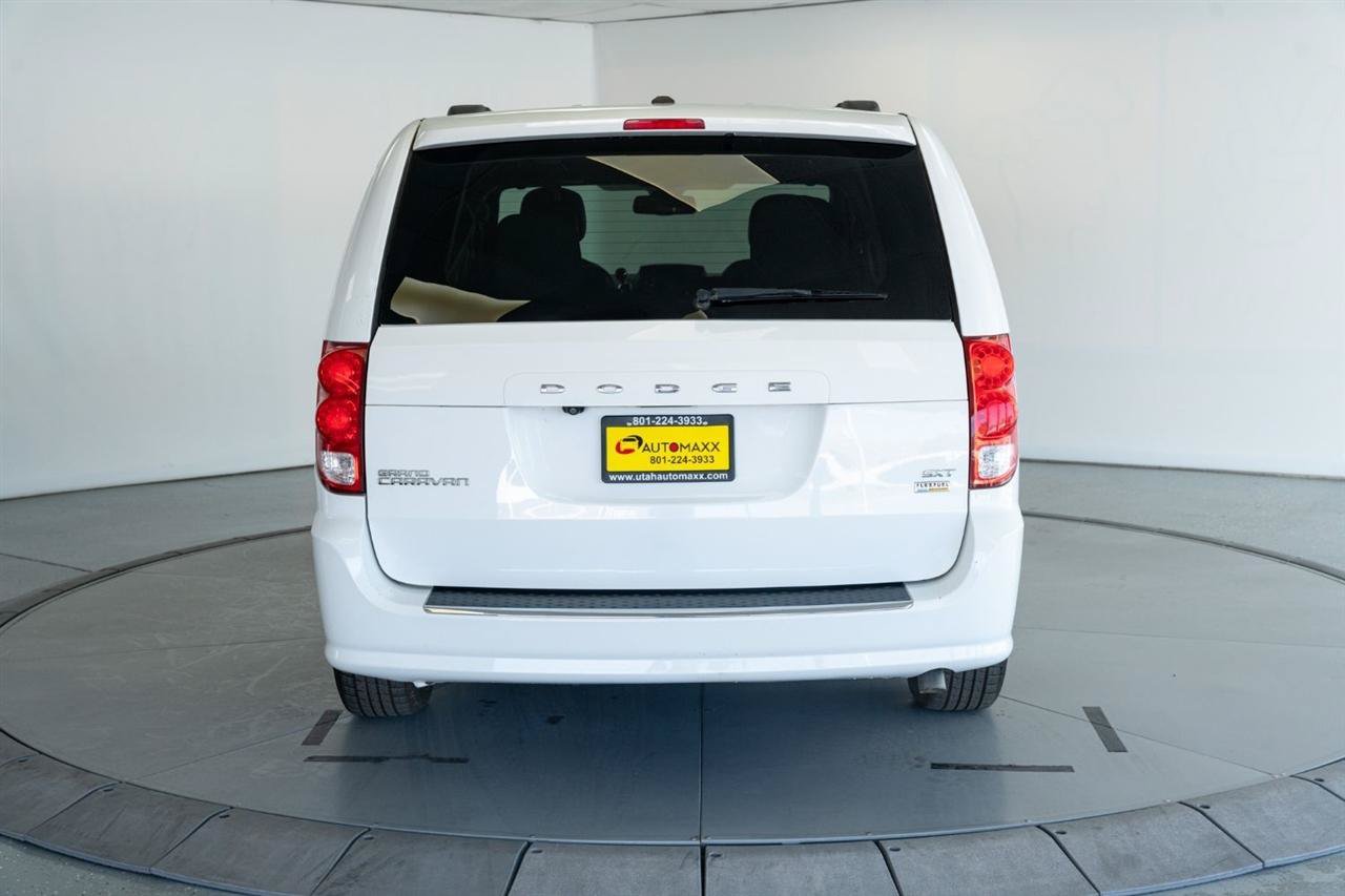 Used 2019 Dodge Grand Caravan SXT FWD image 7