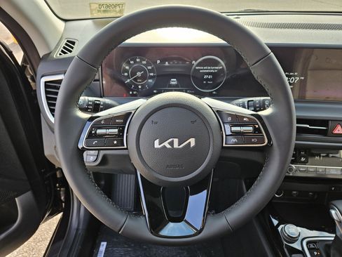 New 2026 Kia Seltos EX image 14