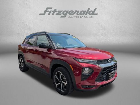 Used 2023 Chevrolet TrailBlazer RS w/ Sun and Liftgate Package AWD/4WD image 1