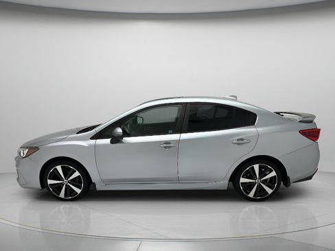 Used 2018 Subaru Impreza 2.0i Sport w/ Popular Package #1 AWD/4WD image 8