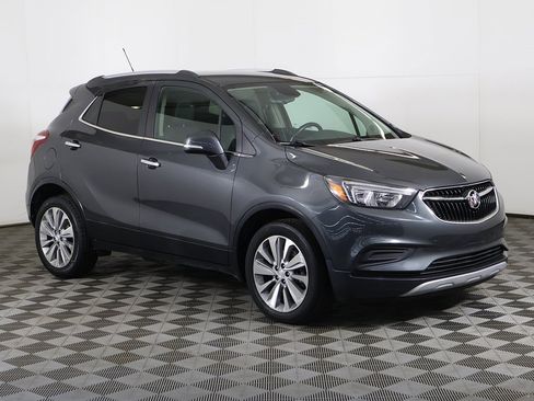 Used 2018 Buick Encore Preferred image 2