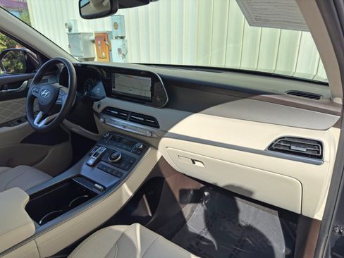 Used 2020 Hyundai Palisade Limited FWD image 14