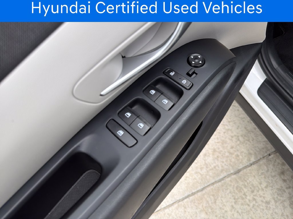 Certified 2024 Hyundai Tucson SEL w/ Convenience Package FWD image 15