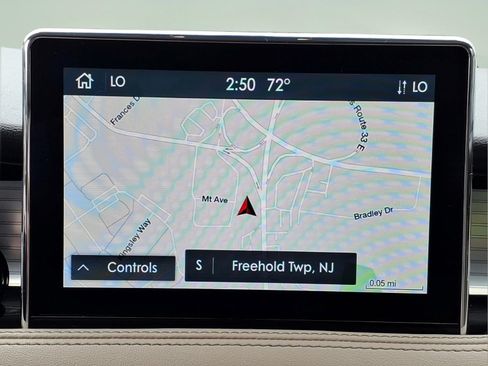 Certified 2022 Lincoln Corsair AWD w/ Premium Package image 8