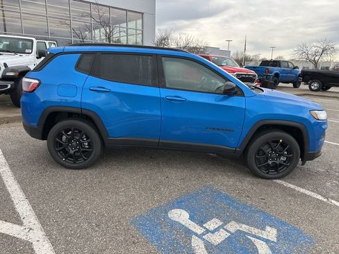 New 2026 Jeep Compass Latitude image 34