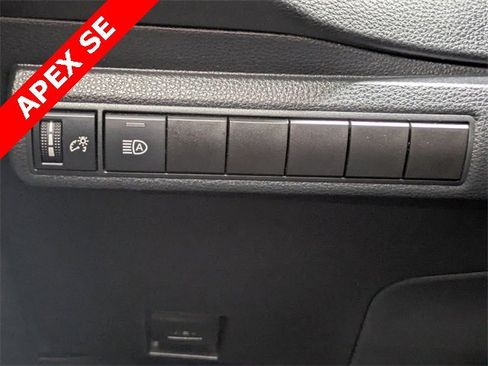 Used 2022 Toyota Corolla SE image 23