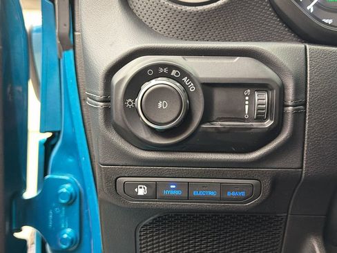 Used 2024 Jeep Wrangler Unlimited Rubicon 4xe image 29