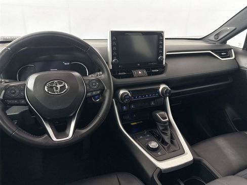 Used 2022 Toyota RAV4 XSE AWD/4WD image 33