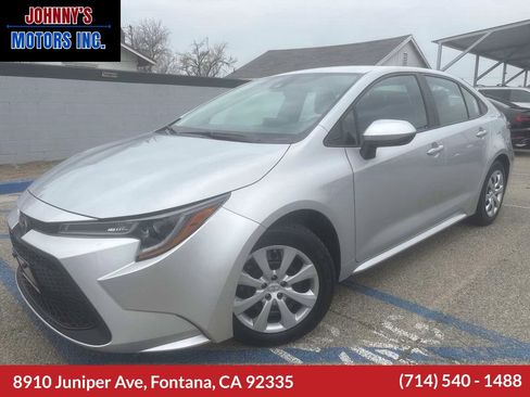 Used 2022 Toyota Corolla LE image 1