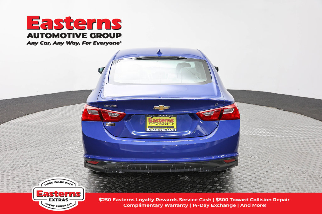 Used 2023 Chevrolet Malibu LT FWD image 7