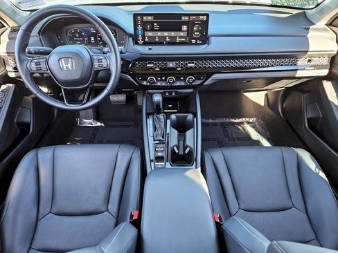 Used 2025 Honda Accord EX-L image 10