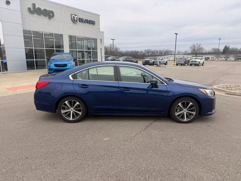 Used 2015 Subaru Legacy 3.6R Limited image 2