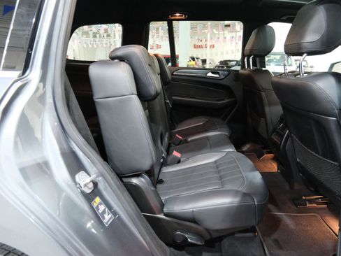 Used 2017 Mercedes-Benz GLS 450 4MATIC w/ Premium Package image 27