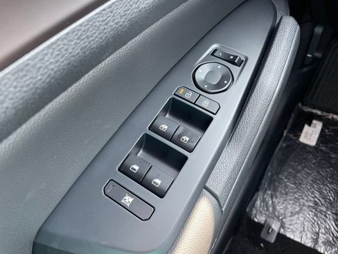 New 2026 Kia Sportage EX FWD image 23