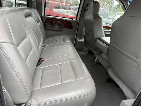 Used 2002 Ford F250 Lariat image 27