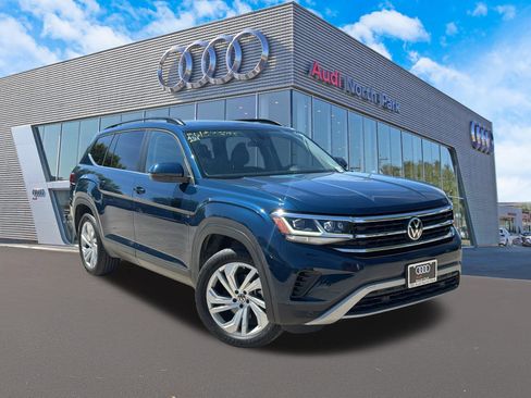 Used 2022 Volkswagen Atlas SE AWD/4WD image 1
