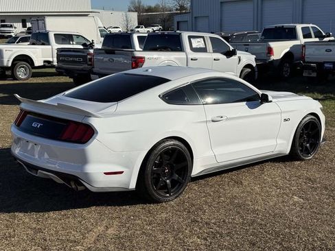 Used 2015 Ford Mustang GT Premium image 6