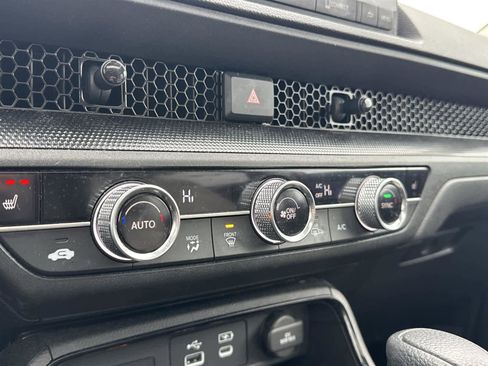 Used 2023 Honda CR-V EX image 32